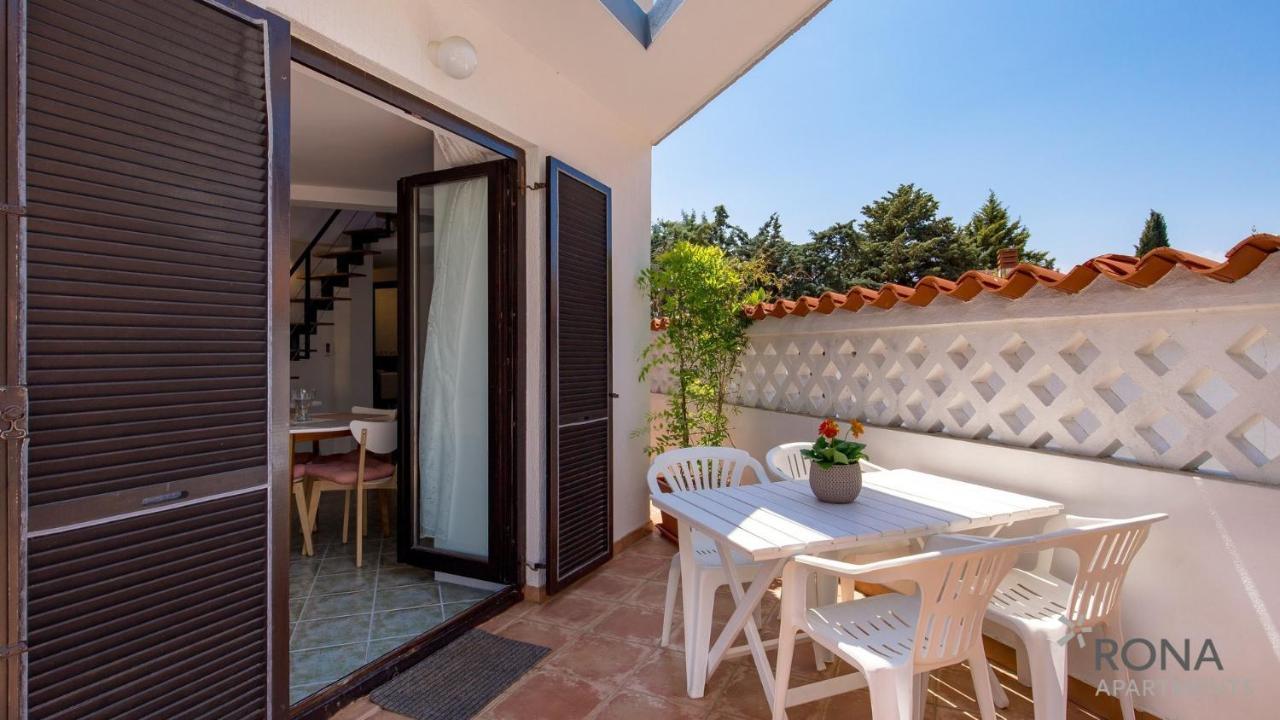 Rona Apartments Lavanda And Lipa Barbariga Exterior photo