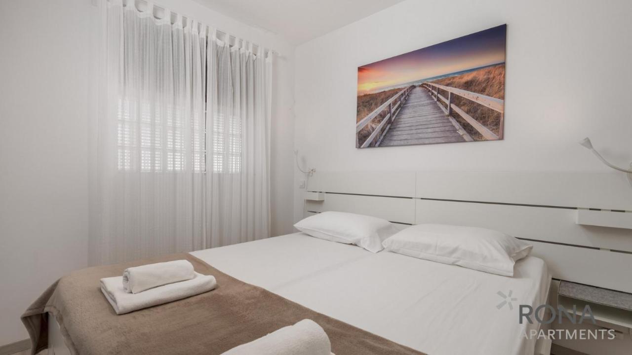 Rona Apartments Lavanda And Lipa Barbariga Exterior photo