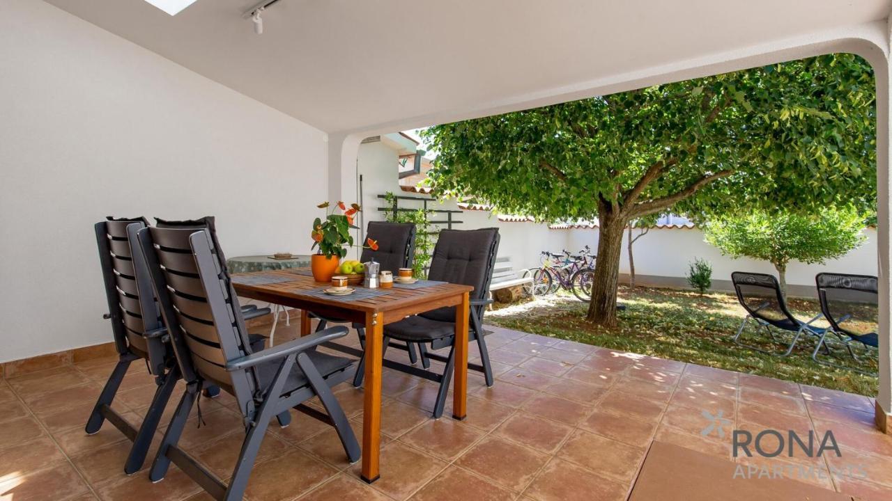 Rona Apartments Lavanda And Lipa Barbariga Exterior photo