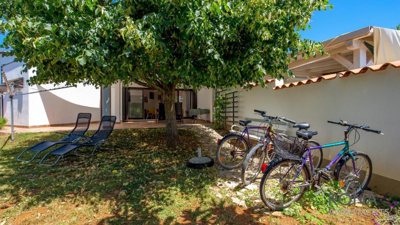 Rona Apartments Lavanda And Lipa Barbariga Exterior photo